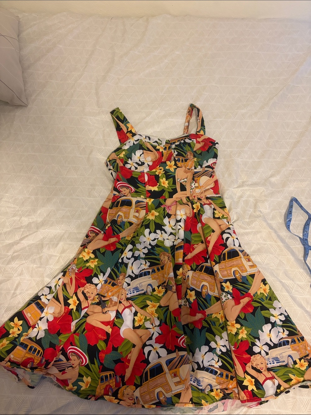 Vintage-Inspired Tropical Print Sundress in Multi